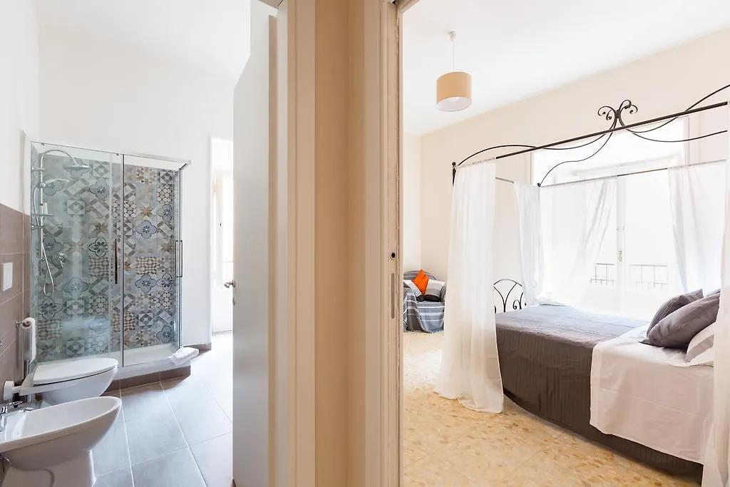 Ferienwohnung G-House Pettinari Rom